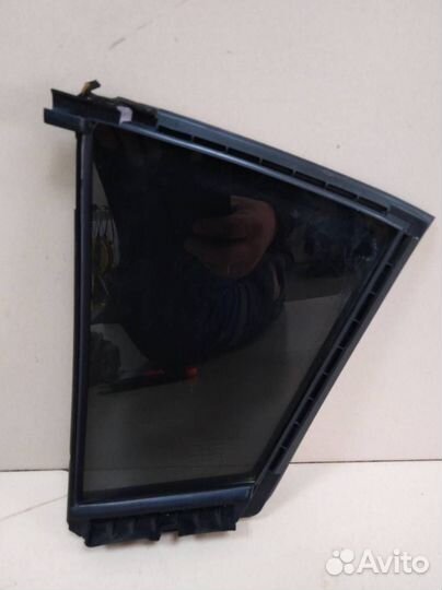 Стекло двери задней правой форточка Mazda Mazda 3
