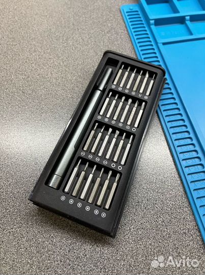 Набор отверток iZapp-6024 в кейсе