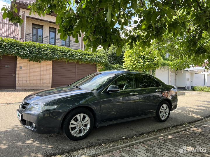 Honda Accord 2.4 AT, 2006, 270 500 км