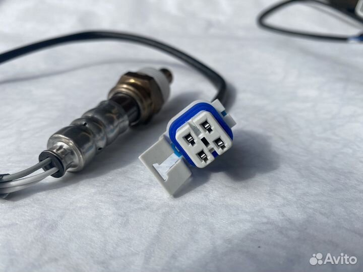 Датчик кислорода Escalade Tahoe Yukon GMT900