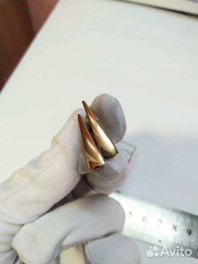 Золотые серьги