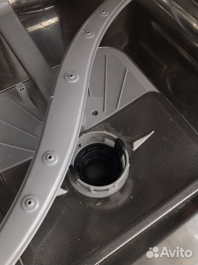 Посудомоечная машина Ariston Hotpoint