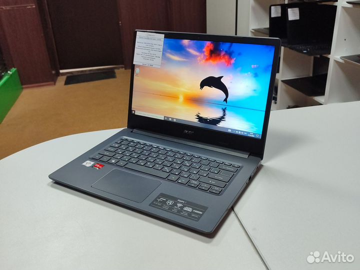 Бизнес ноутбук AMD Silver/DDR4-4Gb/SSD128Gb/14