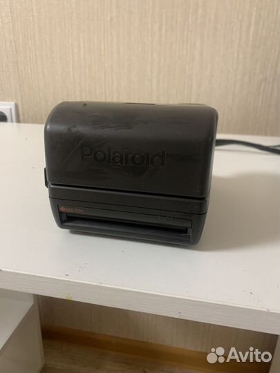Плёночный фотоаппарат polaroid