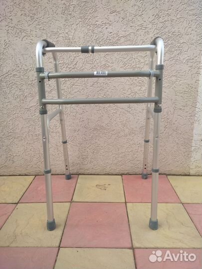 Ходунки для взрослых