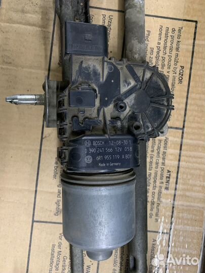 Моторчик стеклоочистителя Polo Sedan