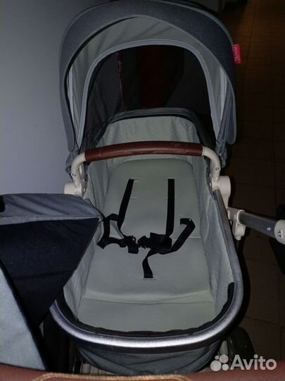 Коляска детская