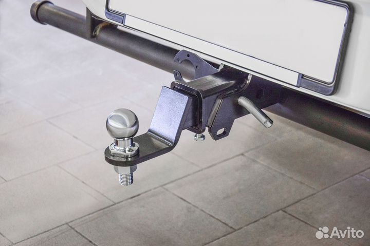 Фаркоп Mitsubishi L200 с 2016г., съемный квадрат