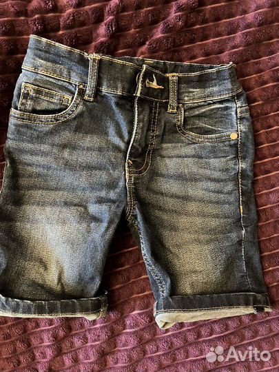 Джинсовые шорты новые 104 размер- большнмерит