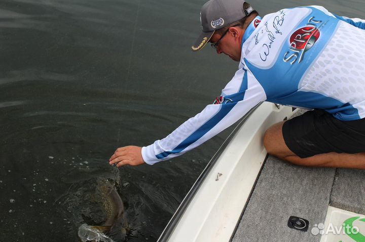 Рыбалка на лодке на Оке, обучение рыбалке с нуля