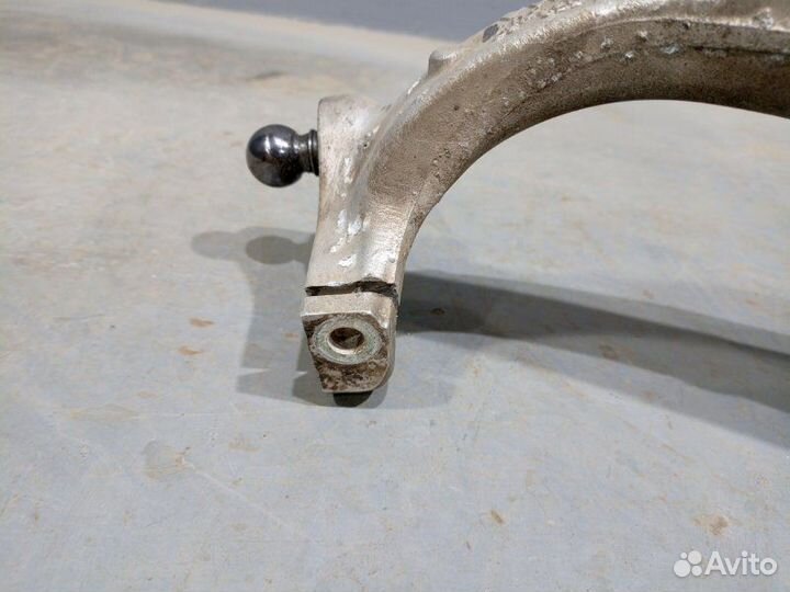 Кулак поворотный передний правый Audi A6 C8