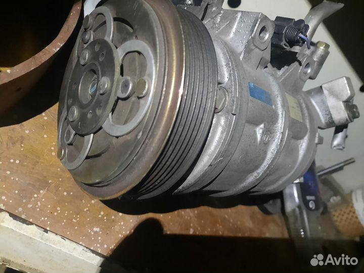 Компрессор кондиционера nissan