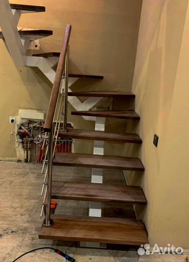 Лестницы с поворотом под ключ