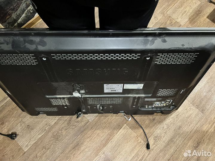 Телевизор samsung