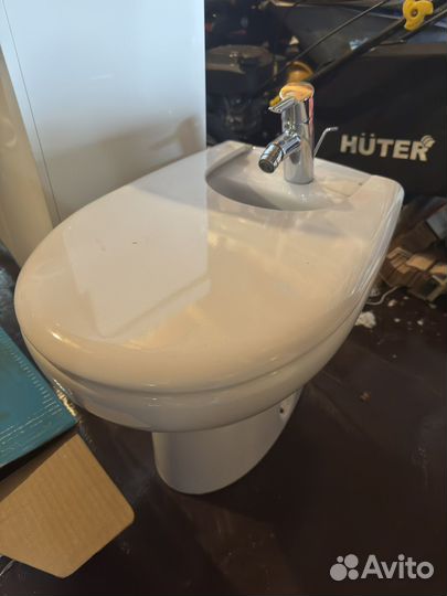 Биде Roca victoria