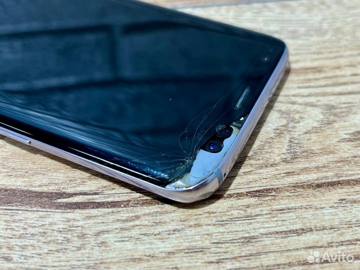 Samsung Galaxy S8, 4/64 ГБ