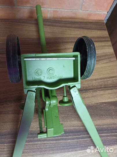 Игрушка пушка стреляющая СССР