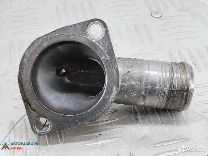 Корпус термостата Volvo 850 рест. 1997 1397909