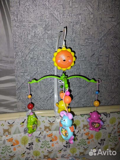 Каруселька в кроватку