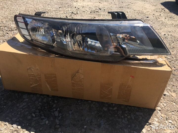 Фара правая KIA cerato 2010 - 2012 аналог