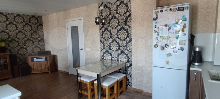 4-к. квартира, 74,7 м², 10/10 эт.