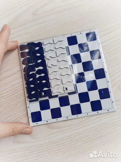 Шахматы (магнитные) дорожные