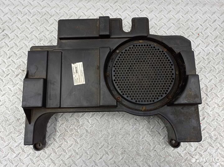 Сабвуфер для Nissan Titan 1 281708S210