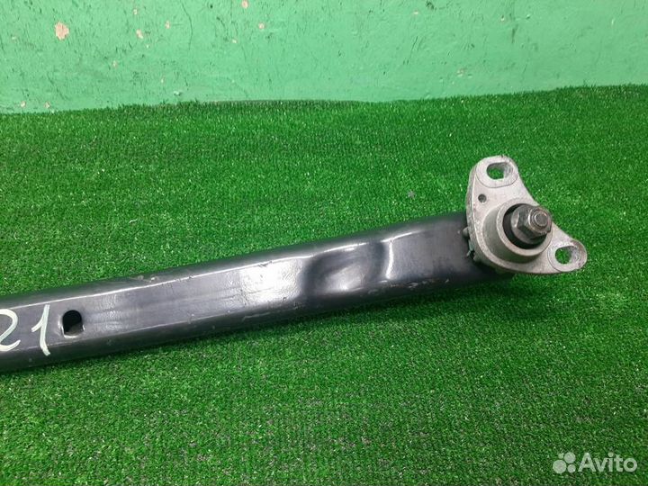 Растяжка стаканов Volvo XC90 2006