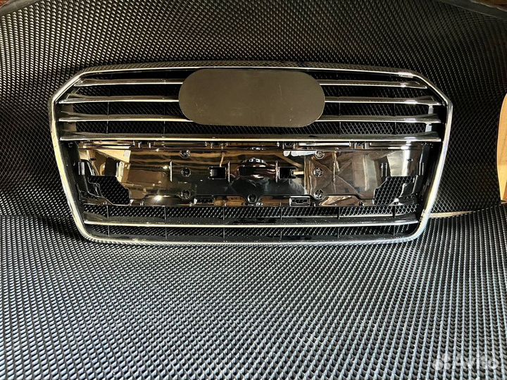 Решетка радиатора Audi A7