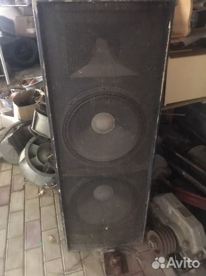 Колонка 15 дюймов 700вт