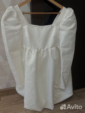 Платье белое женское; размер 42