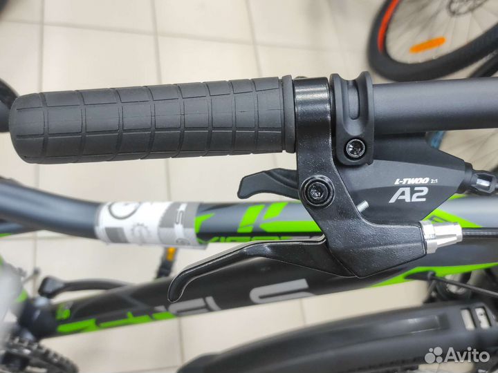 Велосипед 27,5 Stels Navigator 710 MD антр/зел/чер