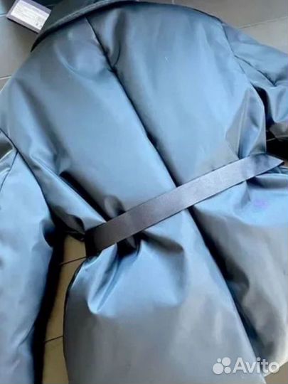 Пуховик prada оригинал