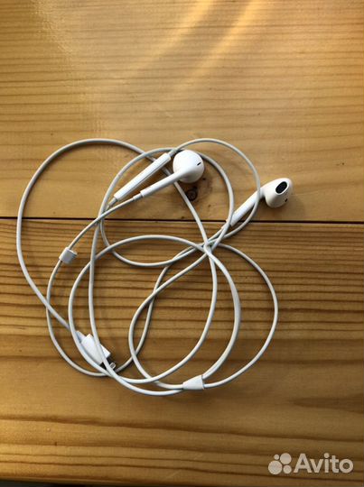 Наушники apple earpods lightning