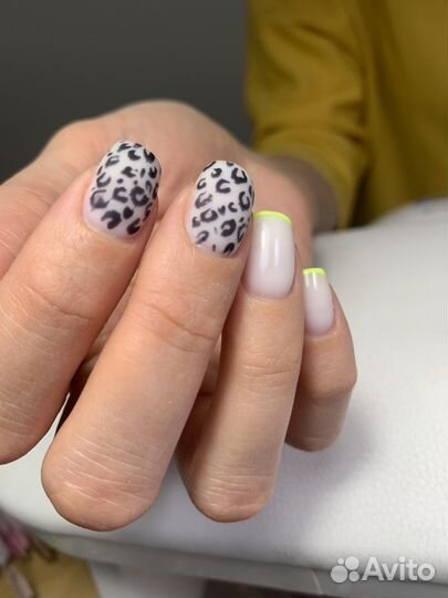 Маникюр Комендантский