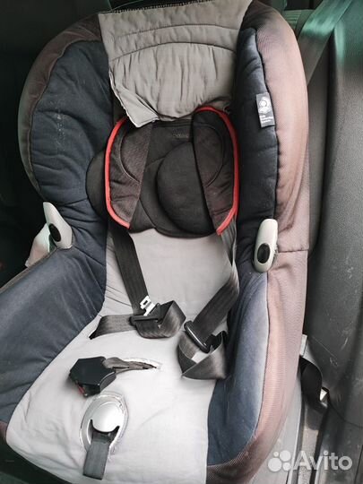 Автокресло Maxi Cosi 9-18кг universal