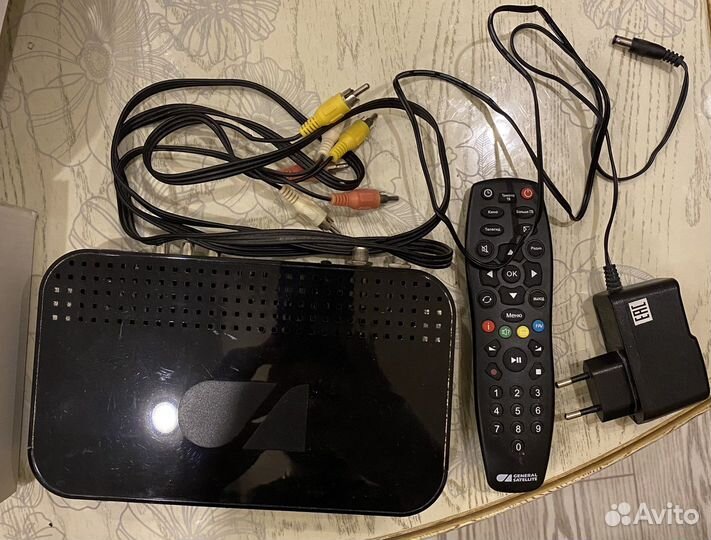 Цифровой ресивер Триколор GS-B532M