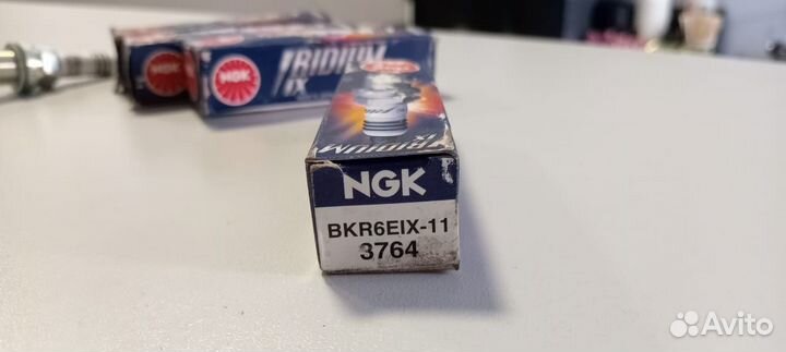 Свечи зажигания NGK BKR6EIX-11 3764 Iridium