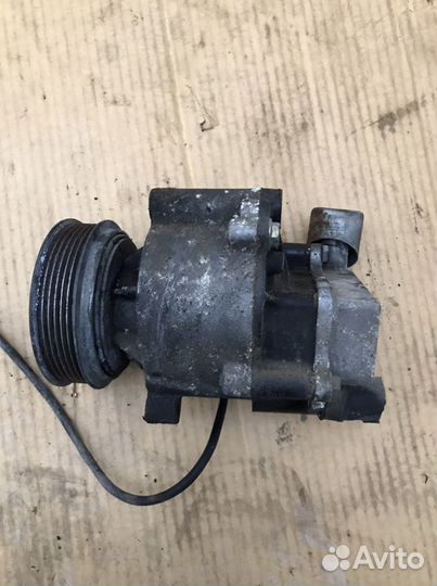 Компрессор кондиционера Мерседес W124(950)