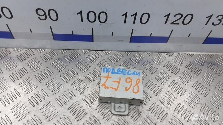 Блок управления подвеской Infiniti QX56