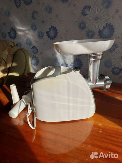 Продам электро мясорубка б/у