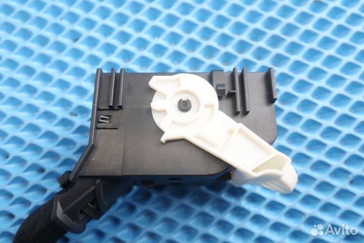 Разъем VAG 5Q0937700A