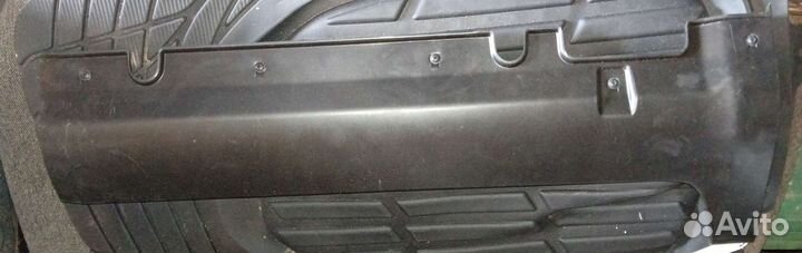 Накладка порога правый KIA Sportage 2. 2005-2010