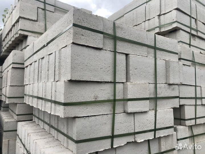 Шлакоблок на поддонах