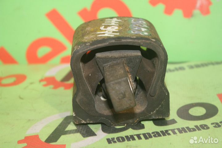 Подушка двигателя mercedes E-class W210 задняя