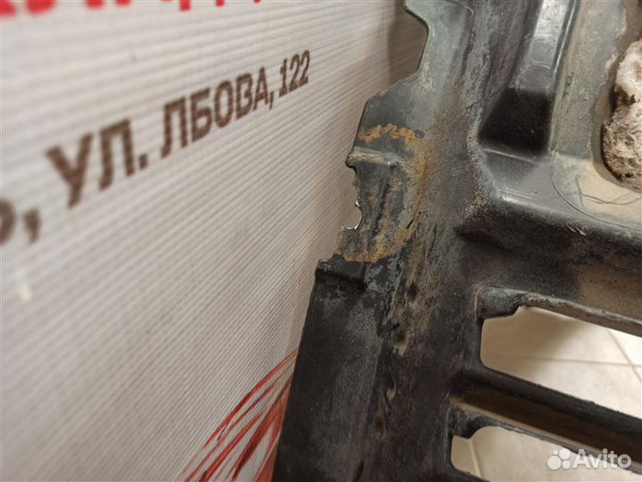 Локер (подкрылок) передний левый Lexus Lx -Series