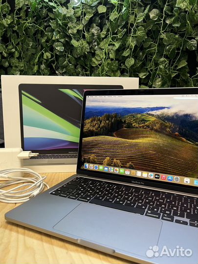 MacBook Pro 13 2020 M1 Гарантия 90 дней