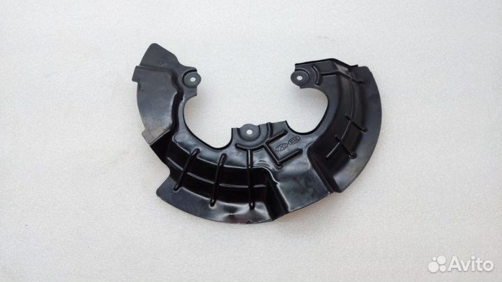 Пыльник тормозного диска передний левый Kia K5 DL3