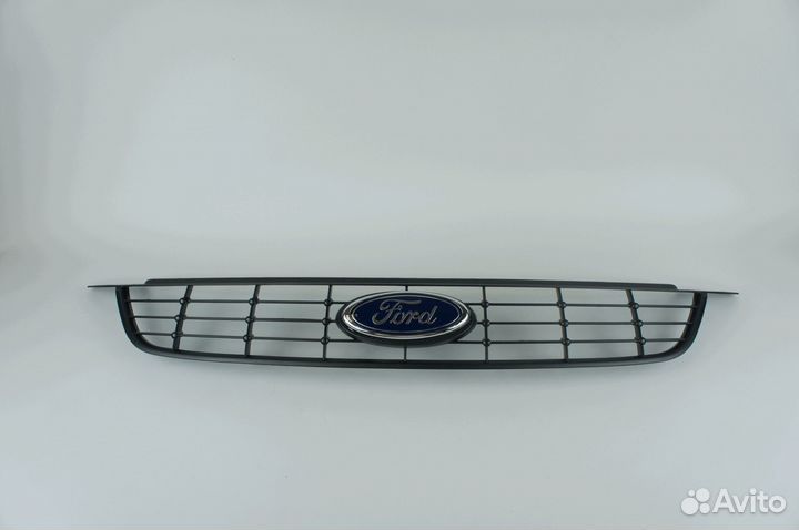 Решетка радиатора Ford Focus 2