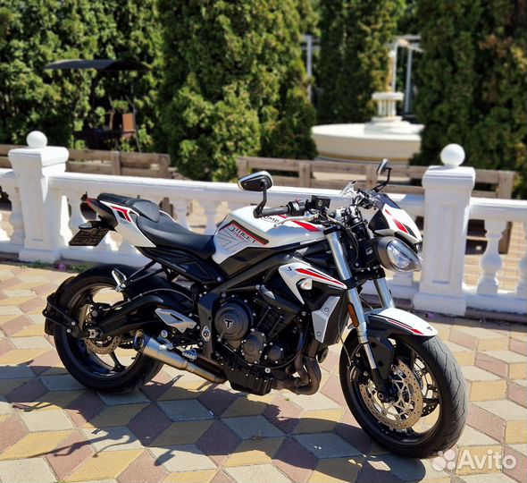 Triumph Street Triple